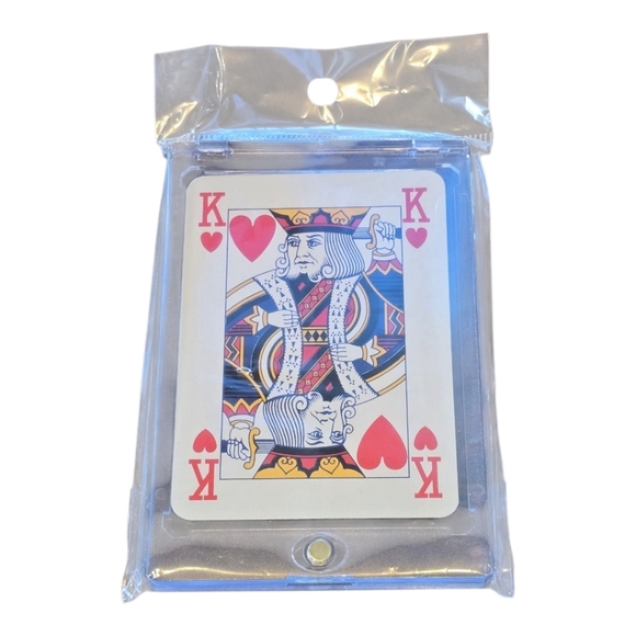 Gucci Logo King Of Hearts Collectible Playing Card With Hard Case - Picture 4 of 5